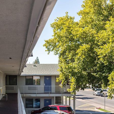 Motel 6-Reno, Nv - Virginia Plumb Exterior foto